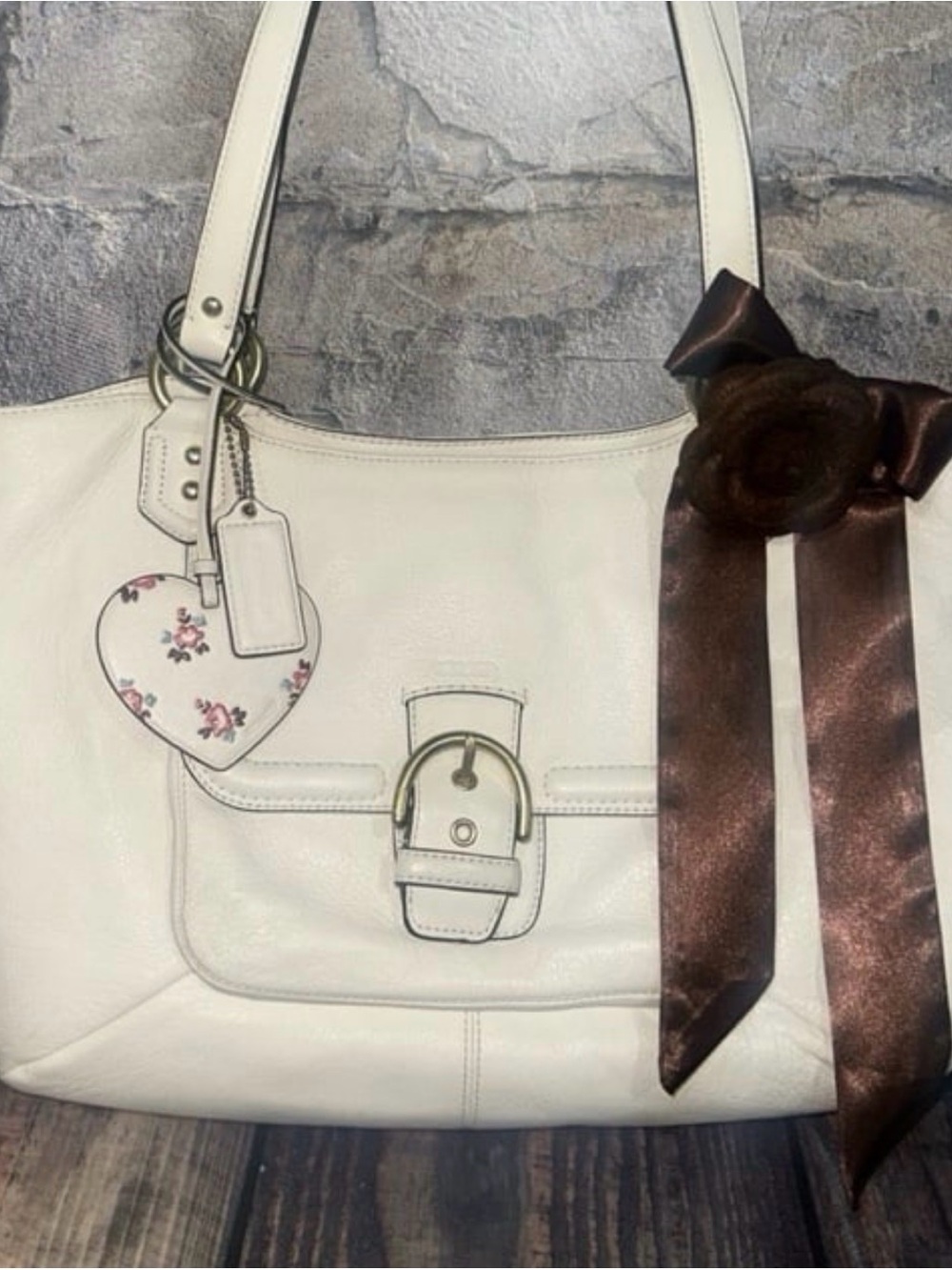 Classic White Leather Shoulder Bag with Floral Heart Charm